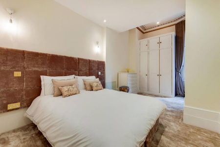 3 bedroom flat to rent - Photo 5