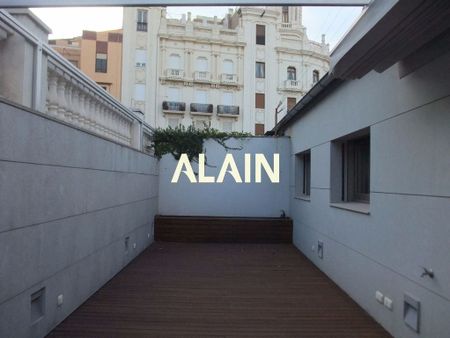 2 bedroom luxury penthouse for rent in Valencia - Photo 3