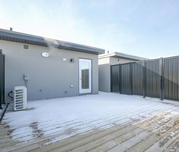 For Lease - 3556 Colonial Drive Unit# 4, Mississauga, Ontario - Photo 4