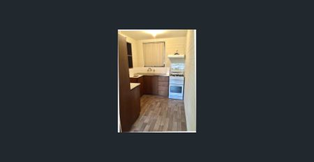 LOCK & LEAVE - 1x1 CLOSE TO EVERYTHING! - Photo 4