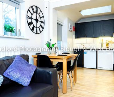 Cobbett Road, Guildford, Surrey, GU2 8EL - Photo 1