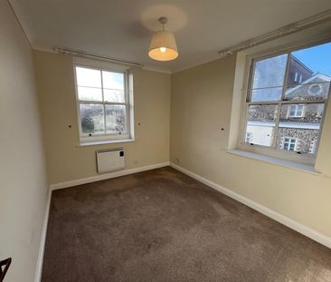 Boulevard, Weston-Super-Mare - Photo 3