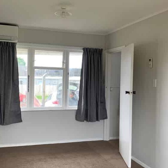 Space galore! - Photo 1