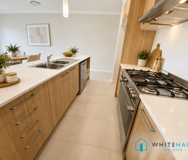 Brand New Spacious Family Home with Modern Finishes - Photo 5