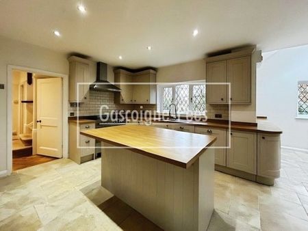 Golf Drive, Camberley, Surrey, GU15 - Photo 4