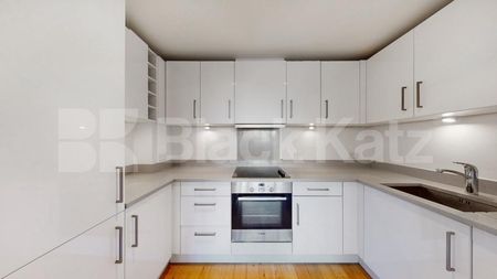 Modern two double bedroom two bathroom near tube & shops - Photo 4