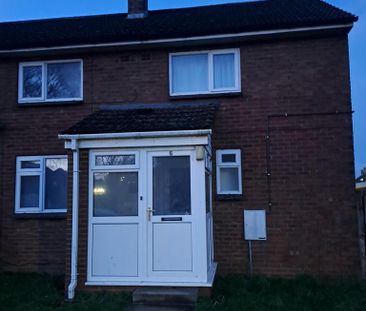 3 bedroom end of terrace house to rent - Photo 1