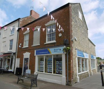 Parsonage Street, Dursley - Photo 1