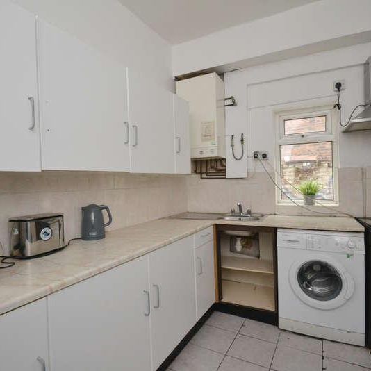 Carill Drive, Fallowfield, Manchester, M14 - Photo 1