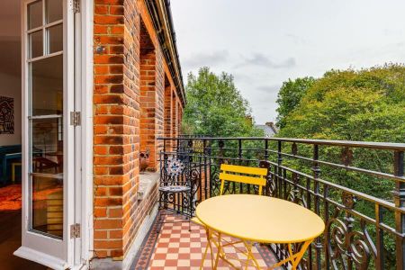 3 Bedroom Flat To Let - Photo 2