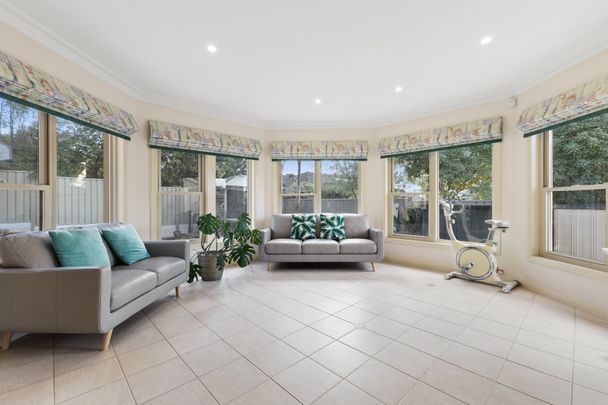 5 Adele Close, Wheelers Hill - Photo 1