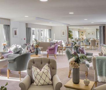 1 bedroom retirement property to rent - Photo 2