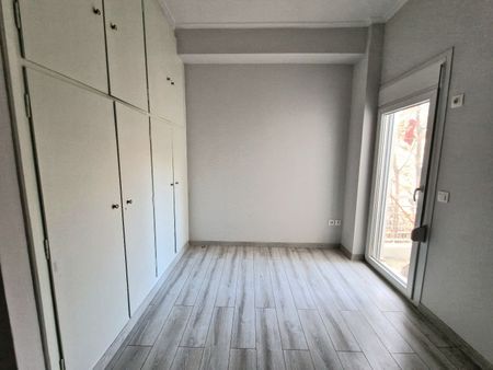 Διαμέρισμα για ενοικίαση Αγία Ελεούσα (Καλλιθέα) - Photo 2