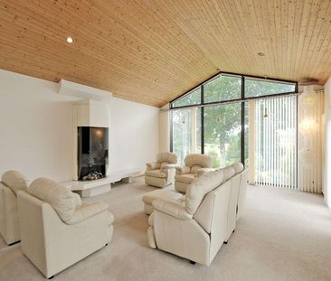 5 bedroom detached house to rent - Photo 1