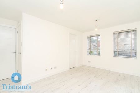 1 bed Apartment for Rent - Photo 3