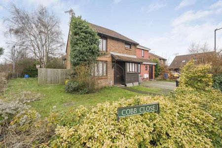 Cobb Close, Datchet, SL3 - Photo 5