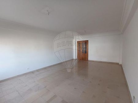 Apartamento T2 - Photo 2