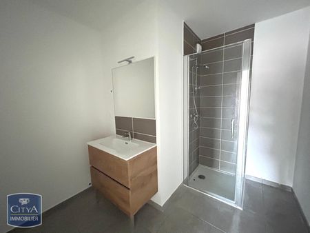 Location Appartement 3 pièces 69m² ST ETIENNE 42000 - Photo 5