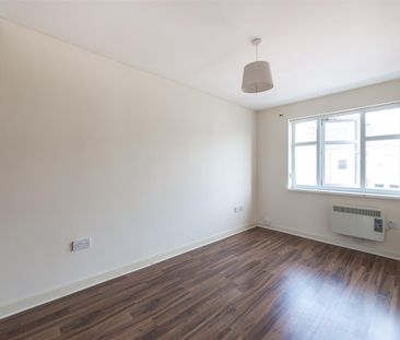 2 bed apartment to rent in Welbeck Road, Newcastle Upon Tyne, NE6 - Photo 2