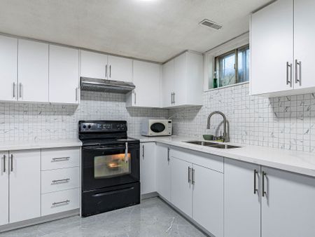 For Lease - 7738 Kittridge Drive Unit# Lower, Mississauga, Ontario - Photo 3