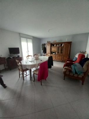 Location maison 3 pièces - 63m² à Ste gemmes d andigne (49500) - Photo 1