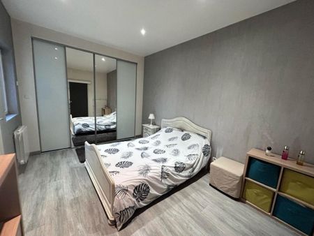 Location Appartement 2 pièces 60m² ROANNE 42300 - Photo 4