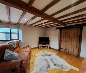 3 bedroom barn conversion to rent - Photo 4