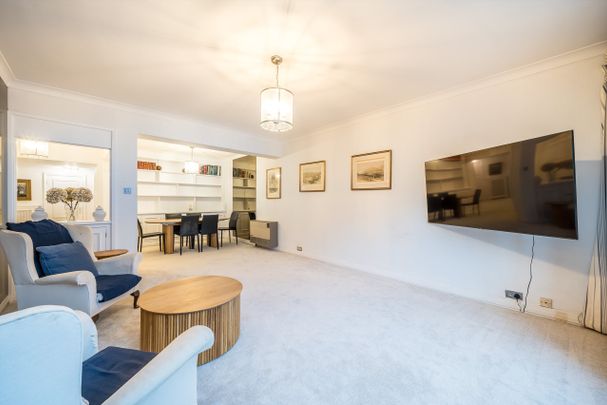 Montrose Court, London, SW7, London - Photo 1