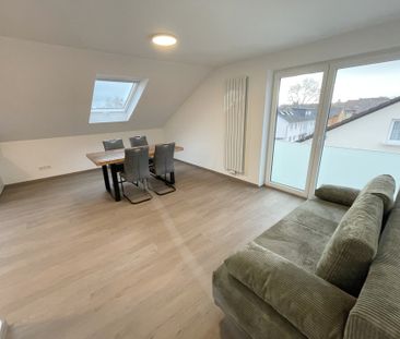 Bonn-Beuel: Schicke, möblierte Dachgeschosswohnung – sofort einzieh... - Foto 1