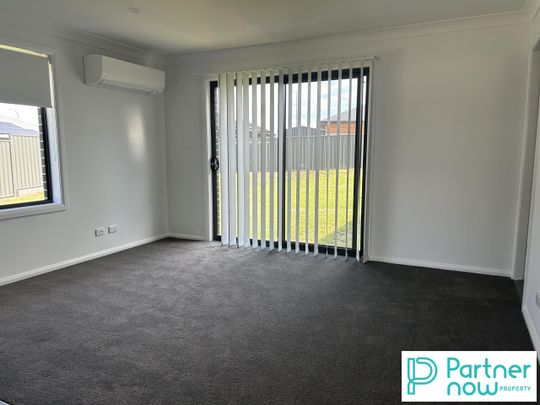 1/27 Evesham Circuit, TAMWORTH NSW 2340 - Photo 1