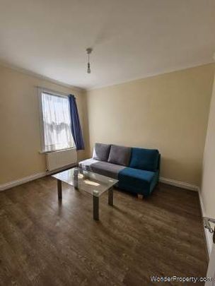 3 bedroom property to rent in London - Photo 1