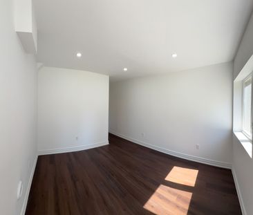 For Lease - 332 Fleetwood Drive Unit# Basement, Oshawa, Ontario - Photo 2