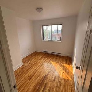 1 CH - 1 SDB - Montréal - $1,700 /mo - Photo 2