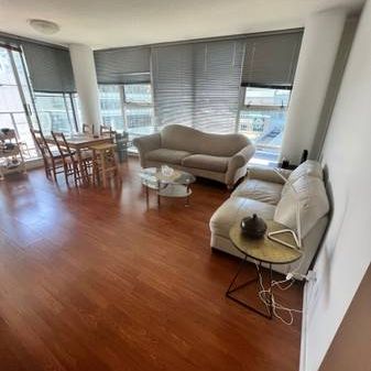 Downtown Vancouver One bedroom for rent in a two-bedroom apartment - Photo 1