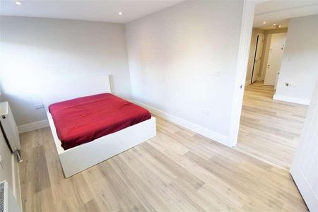 High Street, Guildford, GU1 - Photo 5