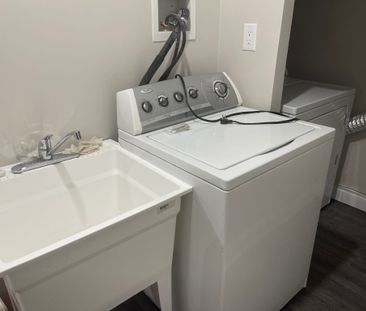 For Lease - 57 Belvedere Cres Crescent Unit# Lower, Richmond Hill, ... - Photo 3