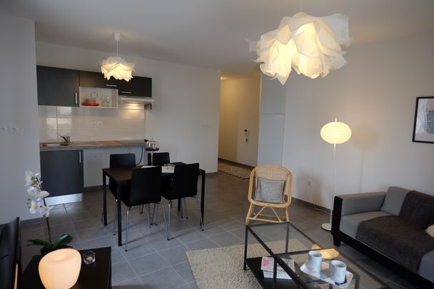 Location Appartement 2 pièces 41m² ROYAN 17200 - Photo 1