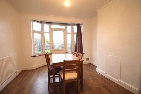 3 bedroom terraced house to rent - Photo 2