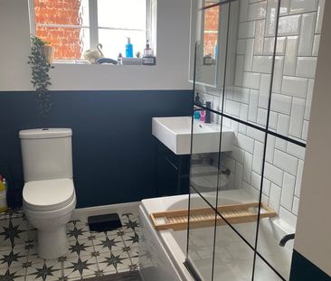 Room in a Shared Flat, St. Leonards Road, SW14 - Photo 4