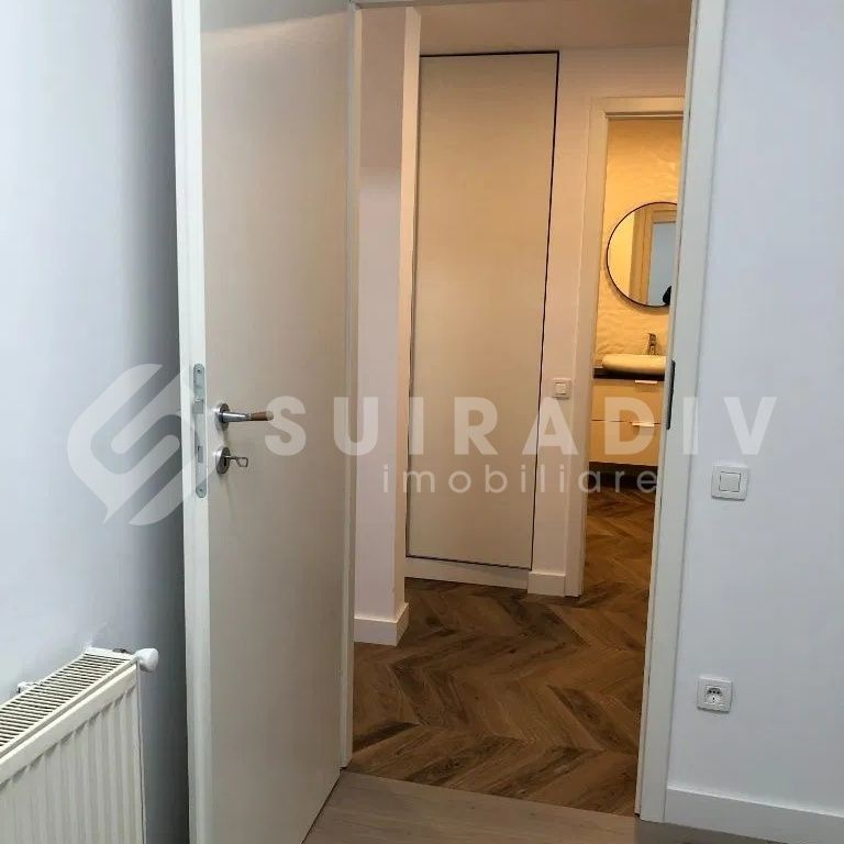 Apartament modern cu terasa, 3 camere, 2 bai, ultracentral- Piata Unirii - Photo 1