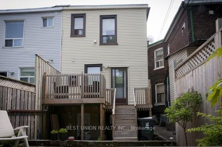 Semi-Detached Home For Lease | E8110058 - Photo 2