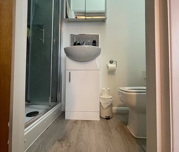 Studio Flat, London, N22 - Photo 4