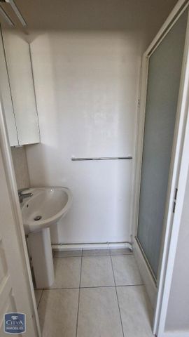 Location Appartement 4 pièces 81m² LE HAVRE 76600 - Photo 3
