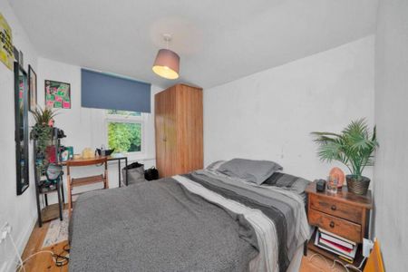 6 bedroom terraced house to rent - Photo 5