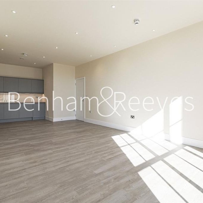 3 bedroom apartment to rent - Photo 1
