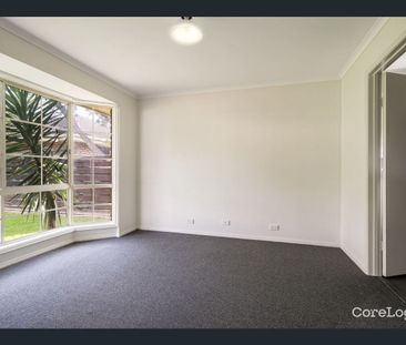 Ideal Location - Photo 3