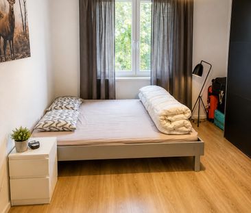 ✨Fully Furnished 2.5-Room Apartment with Balcony in Zürich - Photo 4