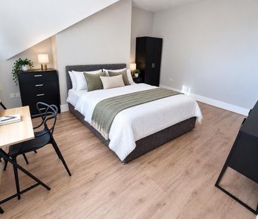9 bedroom semi-detached house to rent - Photo 3