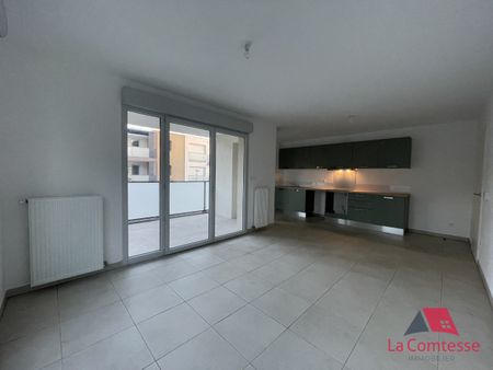 Location Appartement 3 pièces 65m² ROQUEVAIRE 13360 - Photo 3