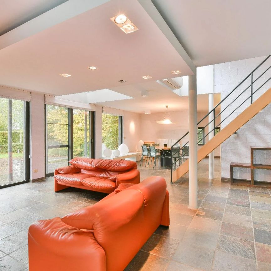 Prachtige Villa met Zwembad in het hartje van Oudenburg Te huur. - Foto 1